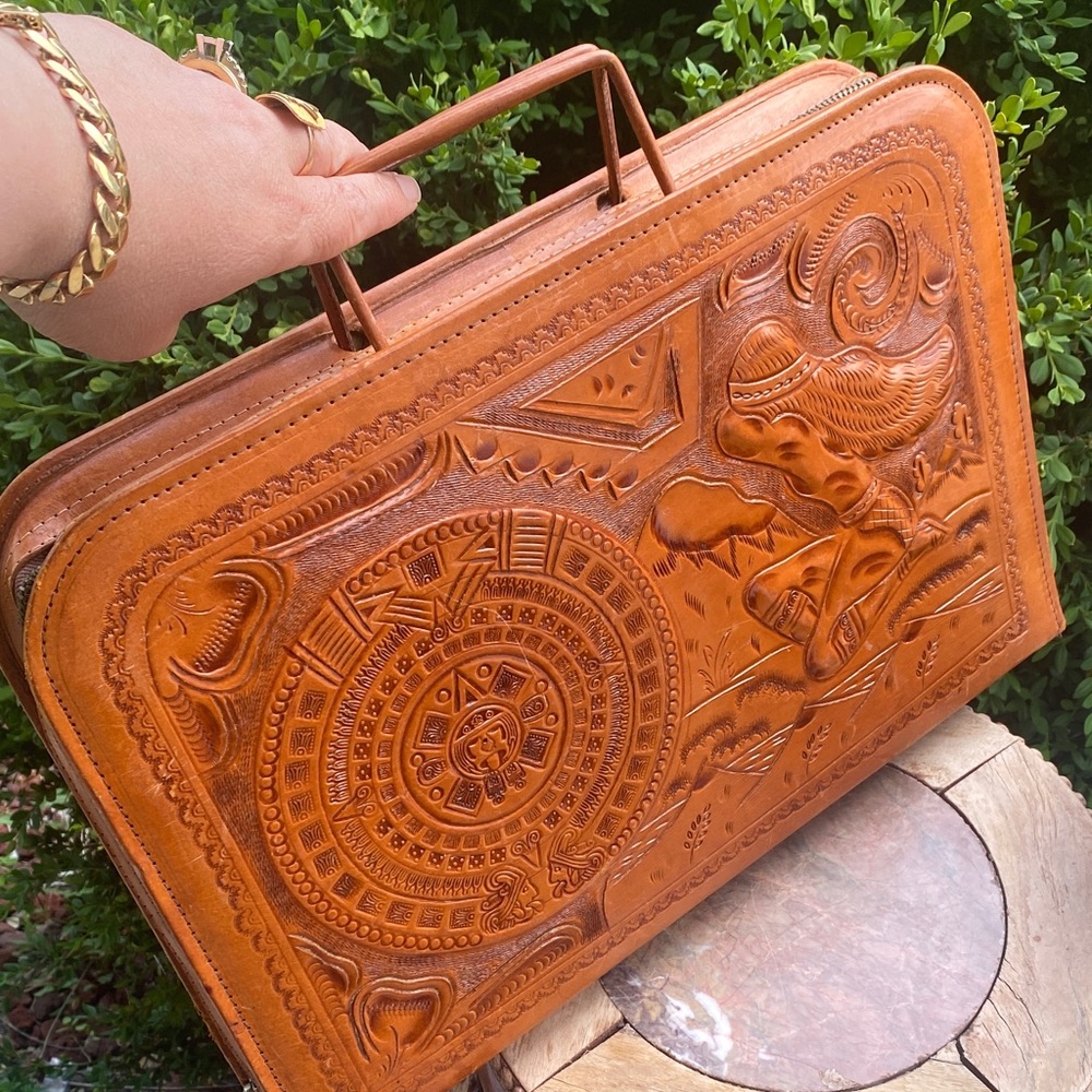 Vintage  Deadstock 1970's Mexican Leather Briefcase 14 " L  X  10" H X 2" Depth